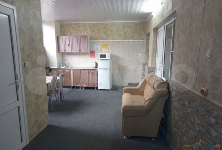 Дом 650 м² на участке 5 сот.