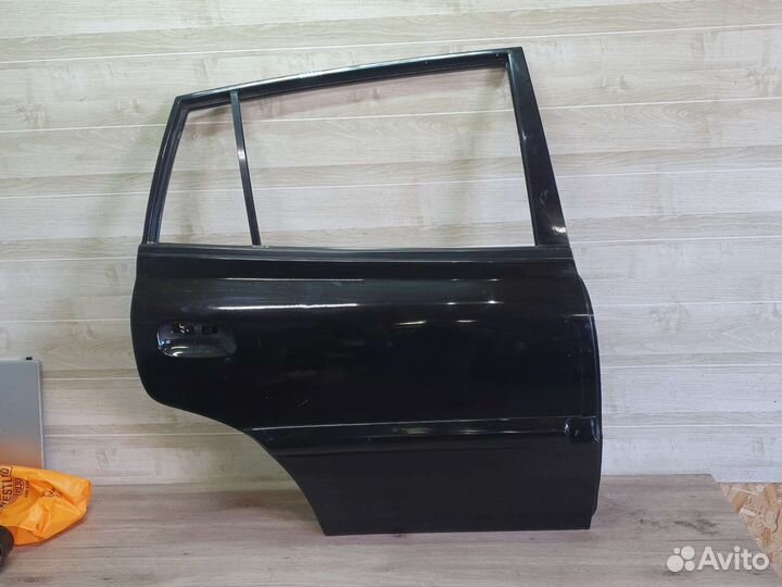 Дверь задняя правая kia rio 1 универсал