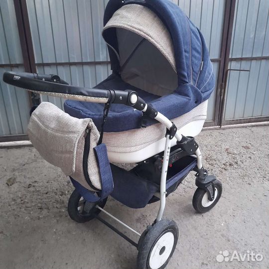 Детская коляска