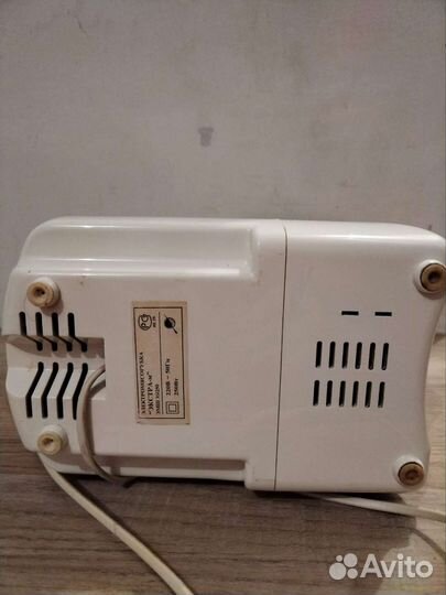 Мясорубка электрическая