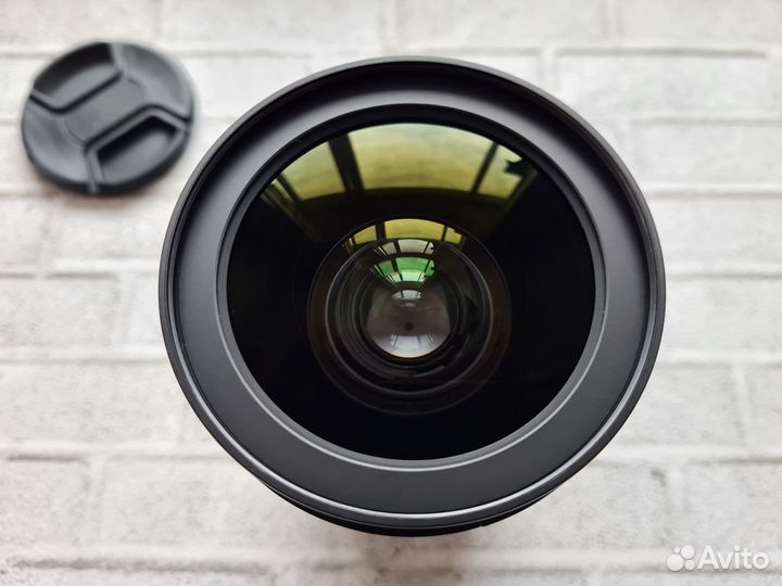 Объектив Nikon AF-S nikkor 24-70mm f/2.8G ED