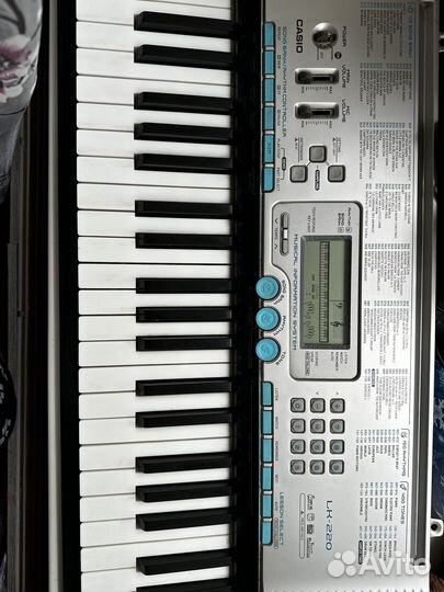 Синтезатор casio lk-220