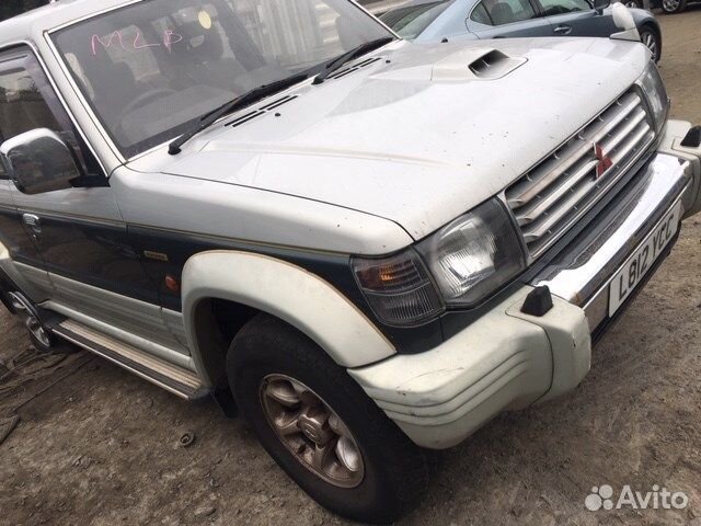 Разбор на запчасти Mitsubishi Pajero