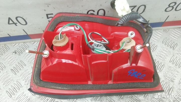 Фонарь Toyota RAV 4 (2000-2005)