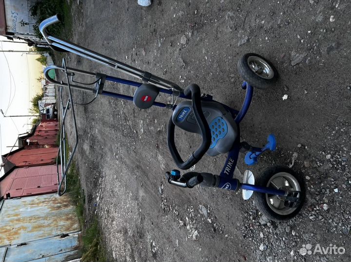 Трехколёсный велосипед