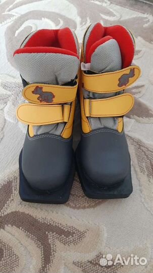 Лыжные ботинки детские