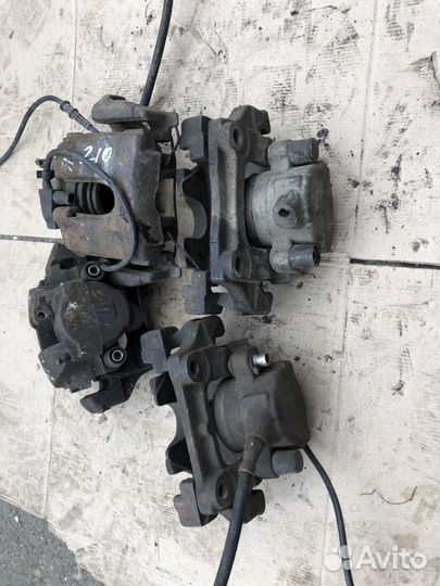 Суппорта Передние и Задние на мерседес Е210 С202