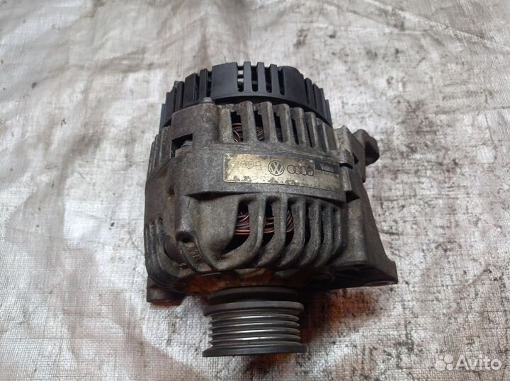 058907016E Генератор Volkswagen Passat 5