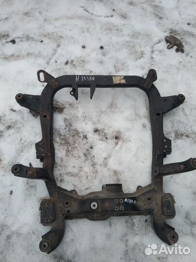 Подрамник передний Opel Astra H