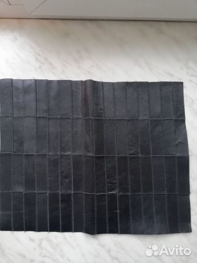 Пластины из кусочков кожи