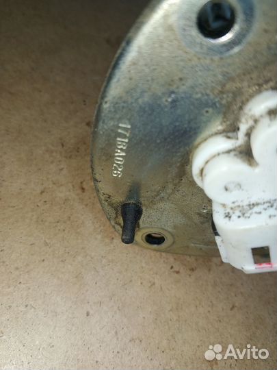 Датчик уровня топлива Mitsubishi Outlander 3