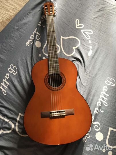 Акустическая гитара