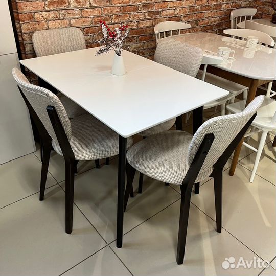 Стул деревянный