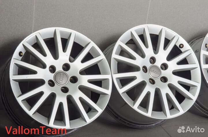 Лот M45671 Оригинальные 17-е диски audi