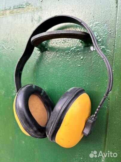 Шумоподавляющие наушники строительные