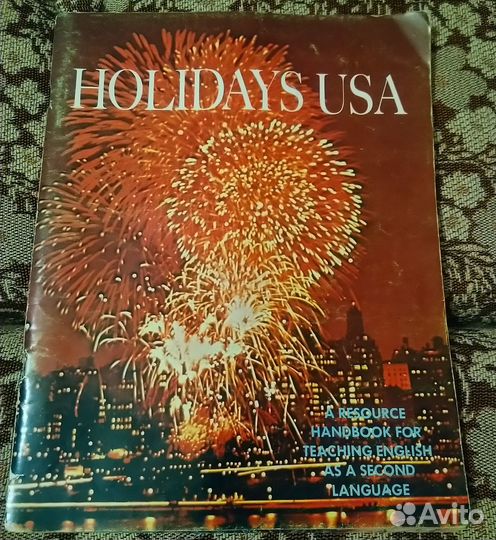 Журнал Holidays USA на английском