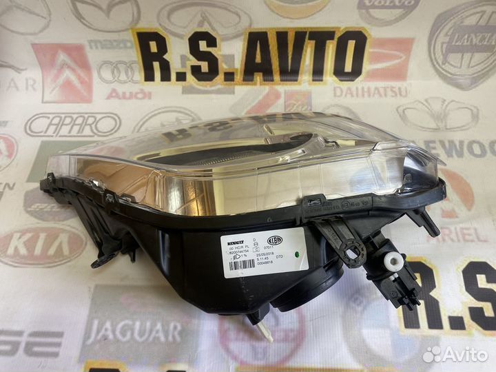 Фара рено логан оригинал