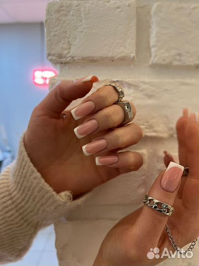 Маникюр с покрытием гель-лак