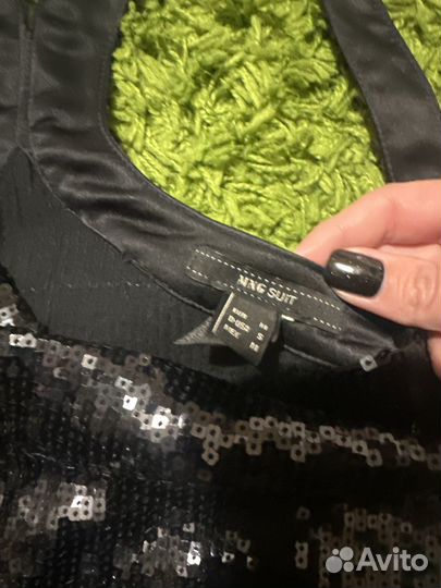 Майка с паетками mango