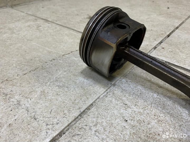 Поршень с шатуном Hyundai Solaris RB 2010-2017