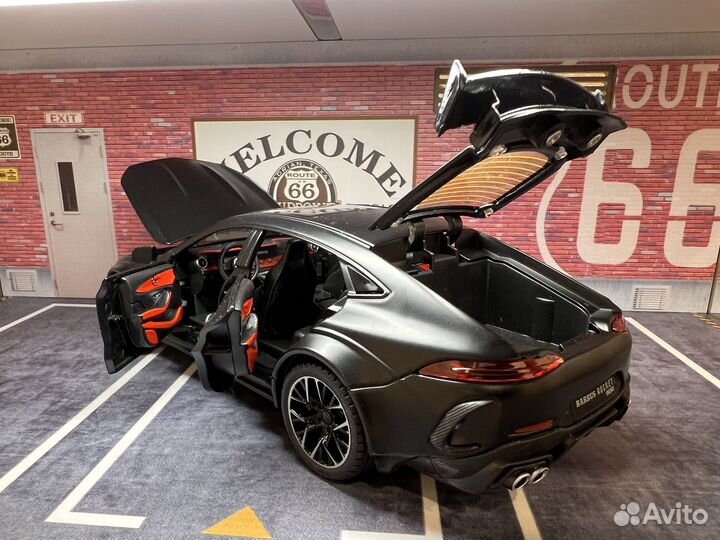 Модель автомобиля Mercedes-Benz GT 63