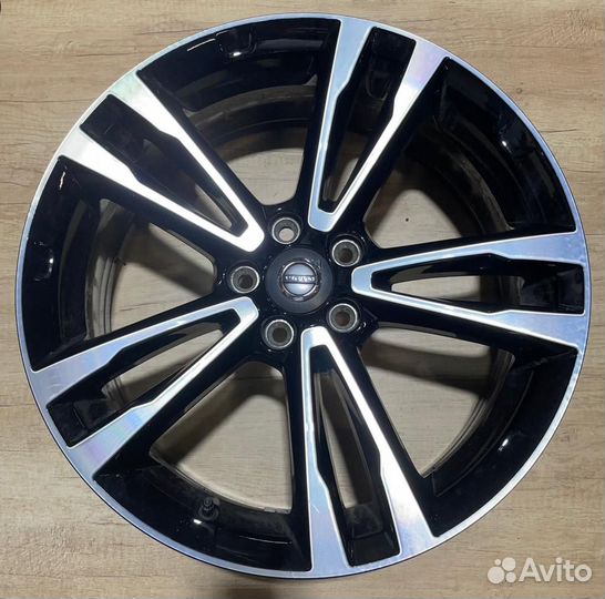 Диски R19 для Volvo оригинальные (стояли на V90CC)