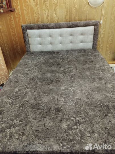 1,5 спальная кровать