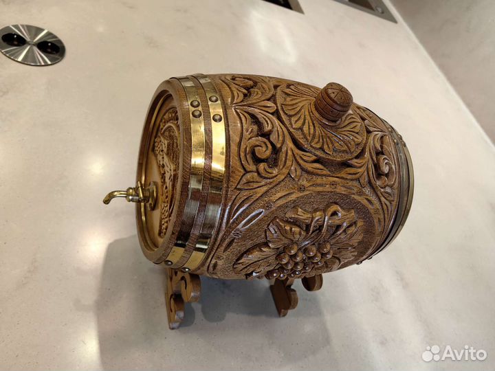 Бочка деревянная ручной работы с колбой внутри