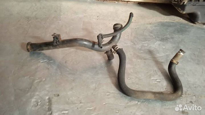 Патрубок охлаждения Citroen Xsara Picasso 2003