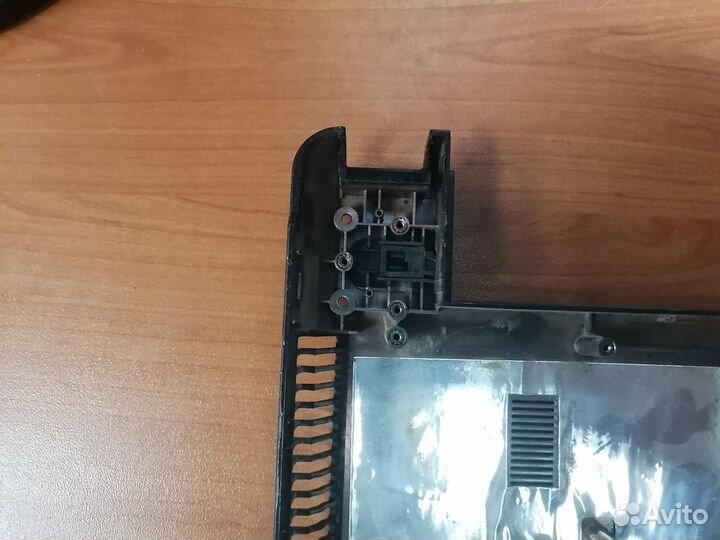 Поддон Asus k42d