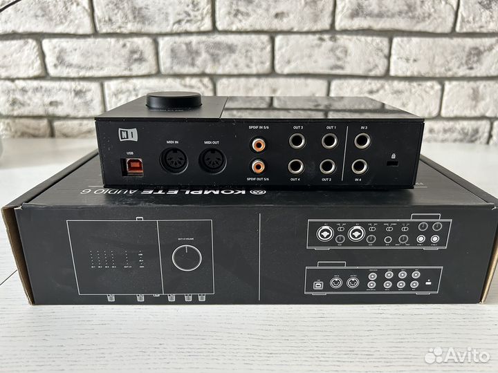 Native Instruments Komplete Audio 6 MK2