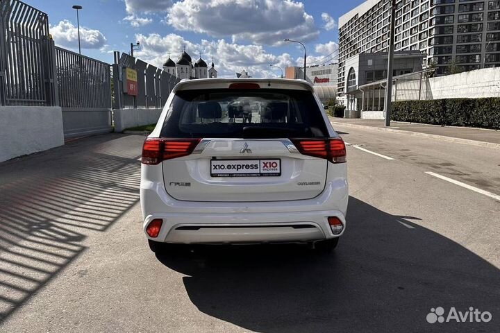 Mitsubishi Outlander 2.0 CVT, 2021, 27 км