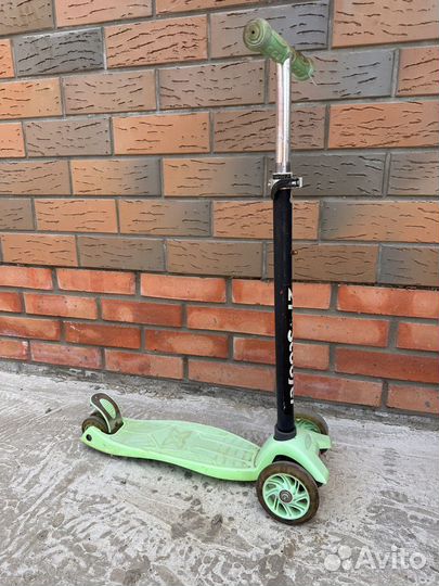 Самокат б/у детский трехколесный