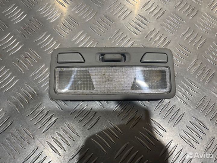 Плафон освещения салона Mitsubishi Lancer 9