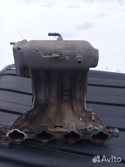 Выпускной коллектор и выпускной коллектор