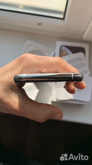 iPhone Xs, 64 ГБ