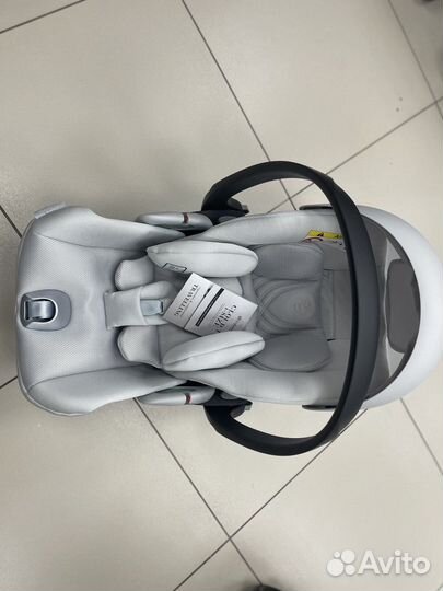 Cybex Cloud T i-Size Plus Platinum White