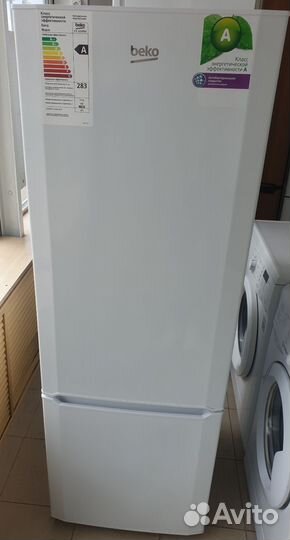 Холодильник двухкамерный Beko CS 325000