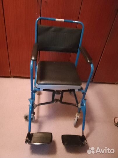 Инвалидная коляска