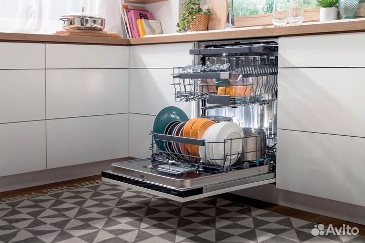 Посудомоечная машина Zanussi GFD462 бу