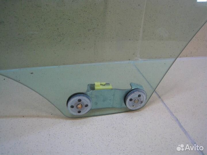 Стекло заднее правое Subaru Forester SG/S11 2006