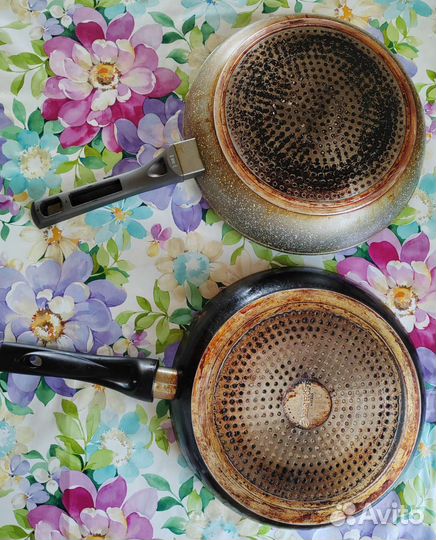 Сковороды 28см и форма