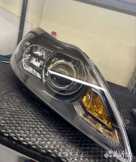 Фары линзованые bi-led ford ficus 2