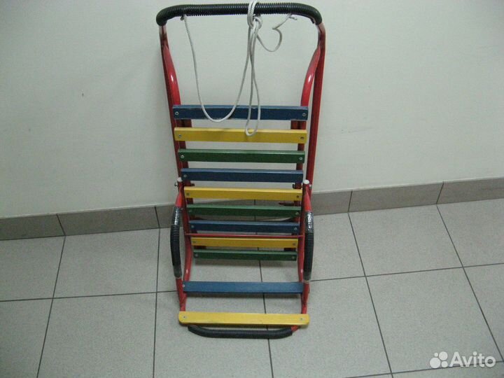 Санки с колёсами и складной спинкой