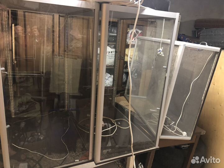 Прозрачные шкафы