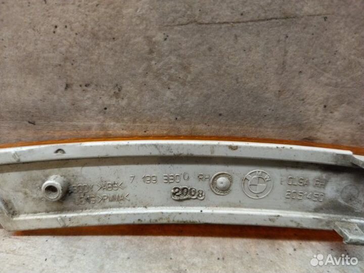 Катафот бампера правый