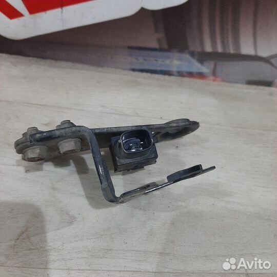 Конденсатор Hyundai Solaris хэтчбек G4FA 2014