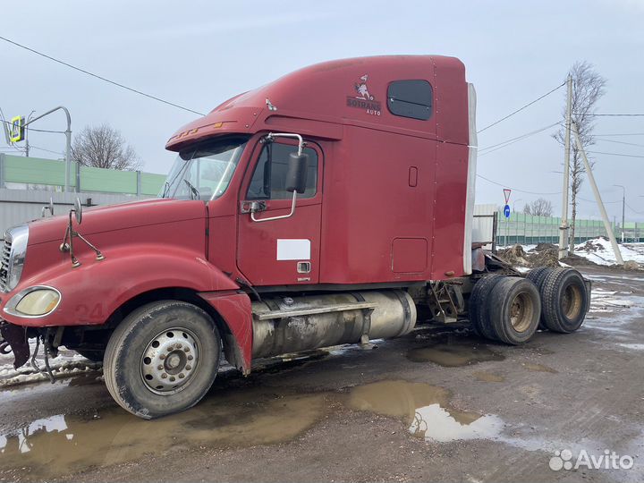 Запчасти на freightliner