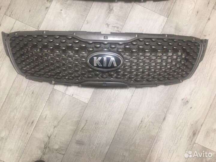 Решетка радиатора KIA sorento prime 3