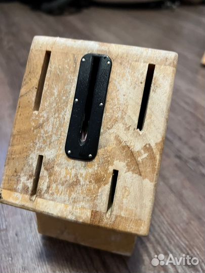 Подставка и точилка для ножей